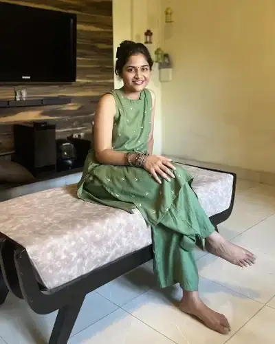 Dhamdha Call Girls