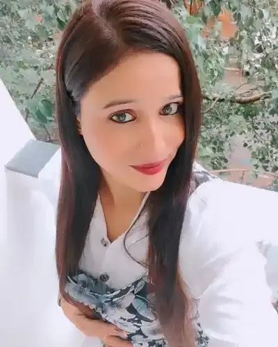Call Girls in Dhamdha